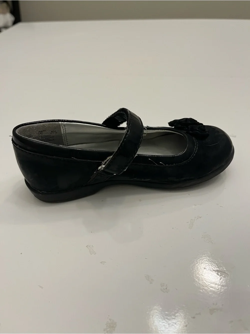 Stride Rite Black Patent Mary Jane Dress Shoes with Rosette 10M